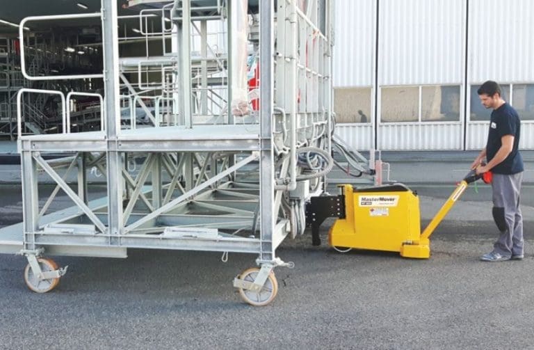 child-overview-tabbed-mastertug-electric-tug-aerospace-mro